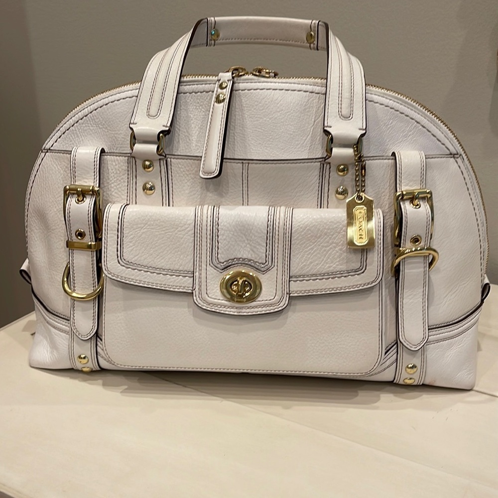 COACH white leather satchel in beautiful condition 16 x 6 x 10